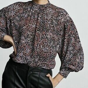 Banana republic paisley bishop sleeve blouse